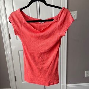 M3 - # 68 Michael Stars Coral fitted short sleeve tee shirt, OS